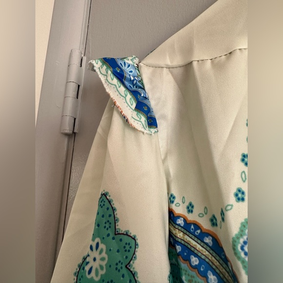 NWOT SHEIN blue/green Paisley Print Lantern Sleeve V neck Shirt Dress size Large - Picture 2 of 9